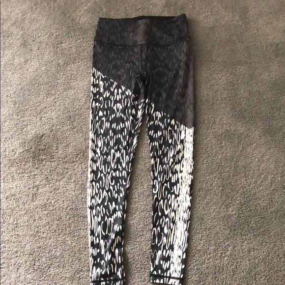 Victoria's Secret Pants - Victoria’s Secret Sport tights size S